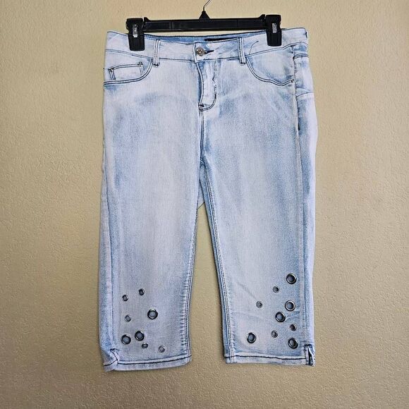 Thorn Curvy Capri Jeans - Picture 1 of 8